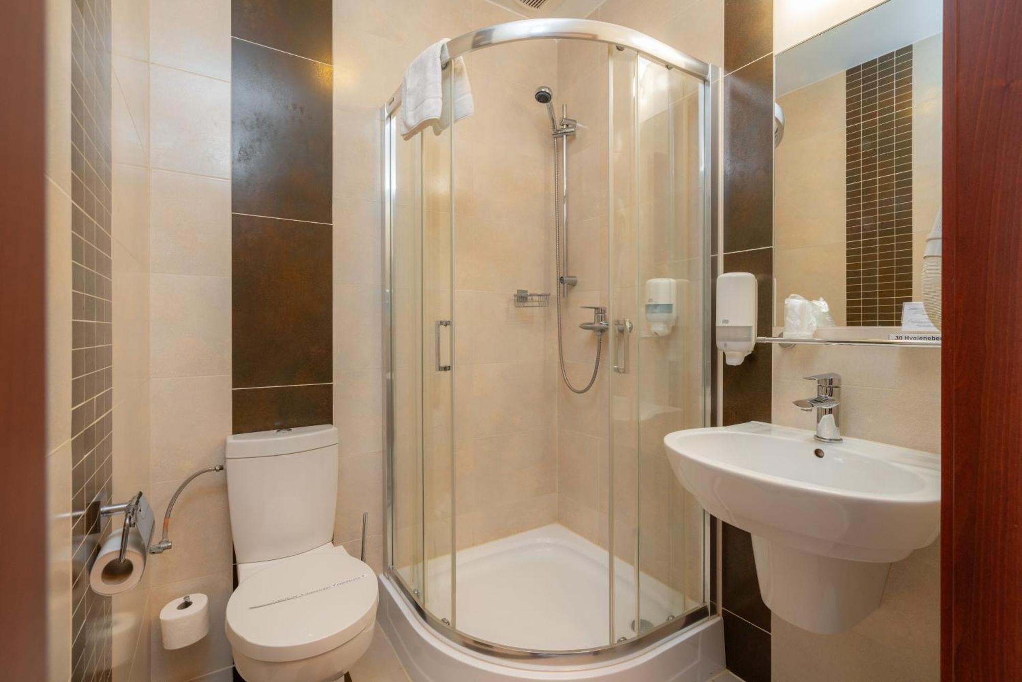 Hotel Badura Wadowice Exterior foto