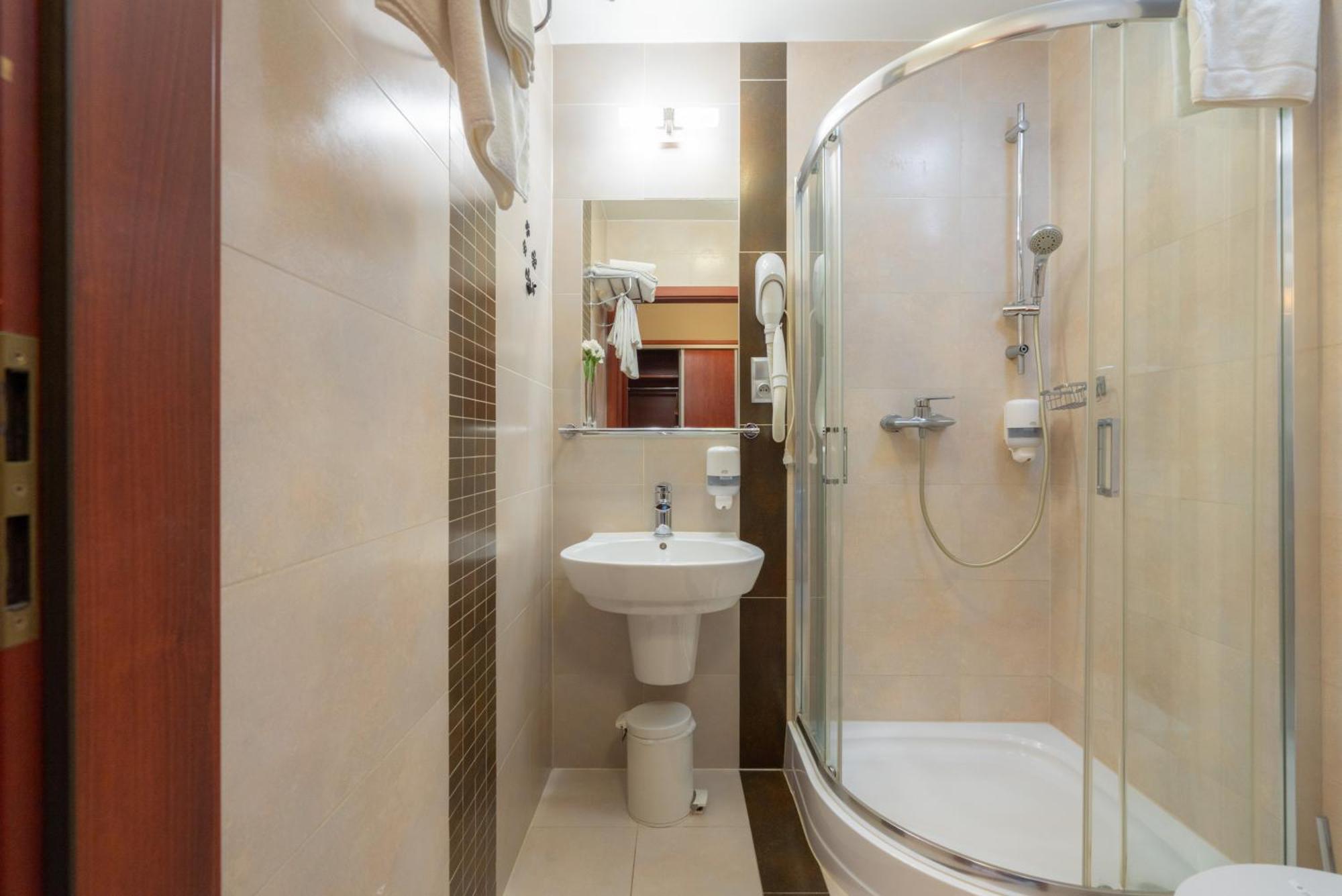 Hotel Badura Wadowice Exterior foto