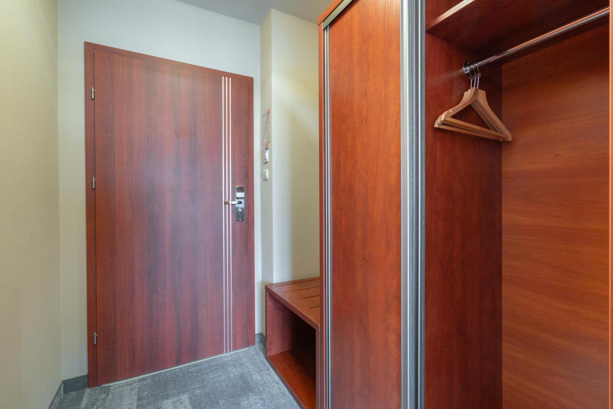 Hotel Badura Wadowice Exterior foto