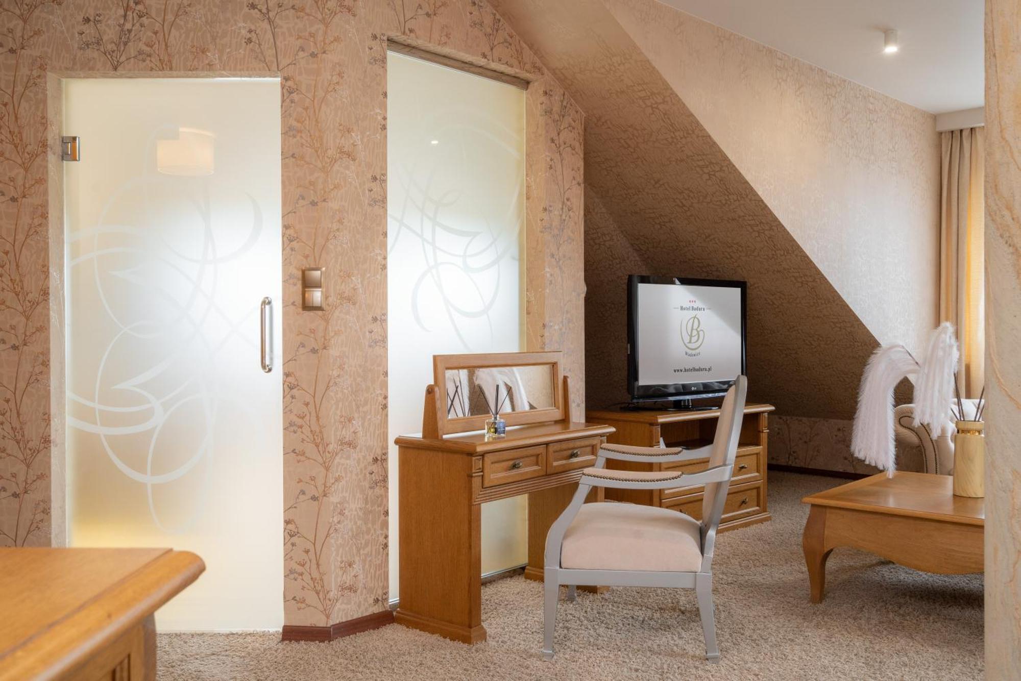 Hotel Badura Wadowice Exterior foto