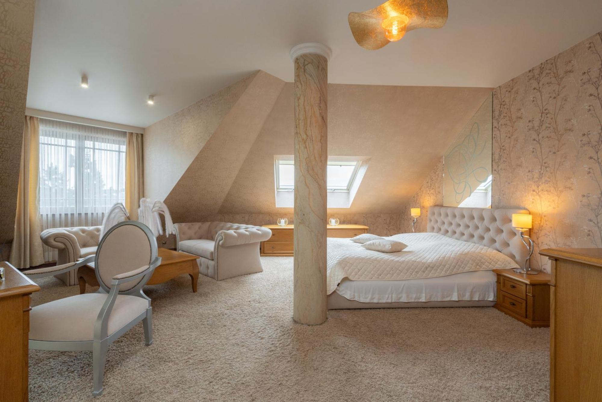 Hotel Badura Wadowice Exterior foto